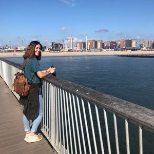 Meet your Posher, Cortney